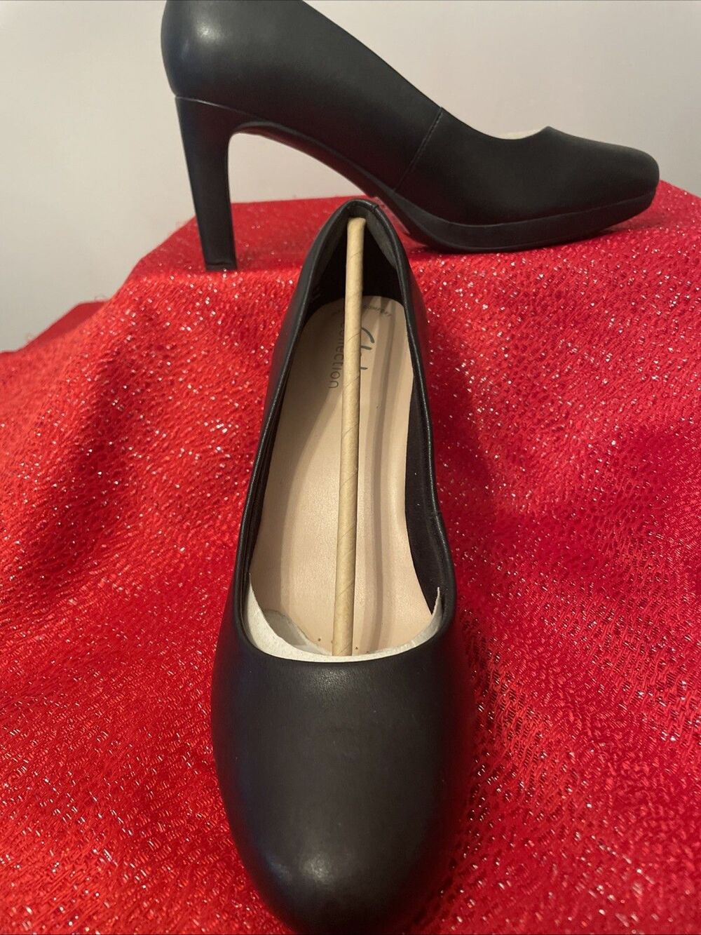 Clarks Collection Ultimate Comfort Ambyr Joy Black Leather Heel Women’s Size 10